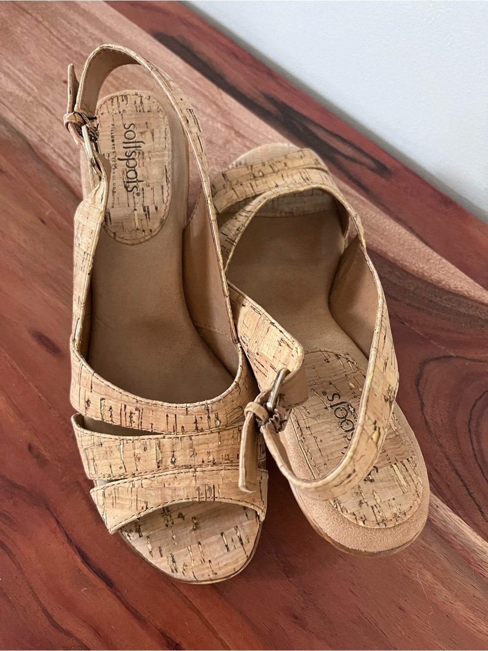 Softspots Cork Gold Metallic Slingback Sandals Pillow Top Heels 9.5M 7306565